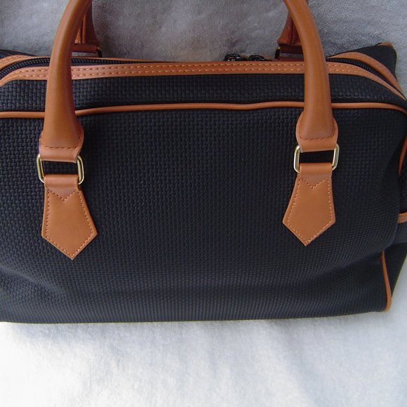 YSL BLACK BOSTON BAG EUC - Picture 3 of 16